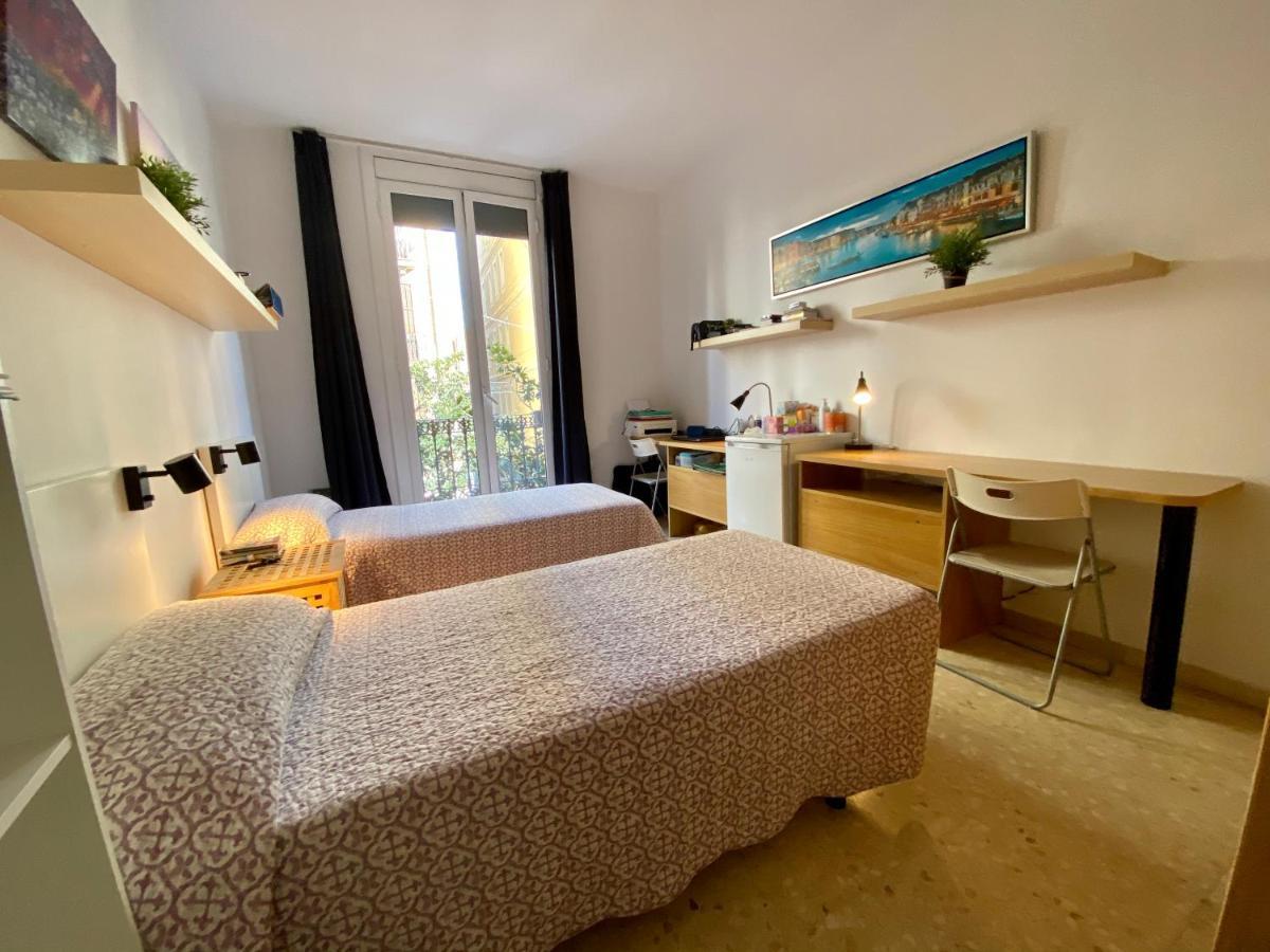 Apartament Barcelona Housing Recommend For Students Zewnętrze zdjęcie